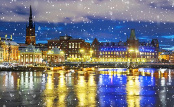 冬の夜のストックホルム　スウェーデンの冬の風景