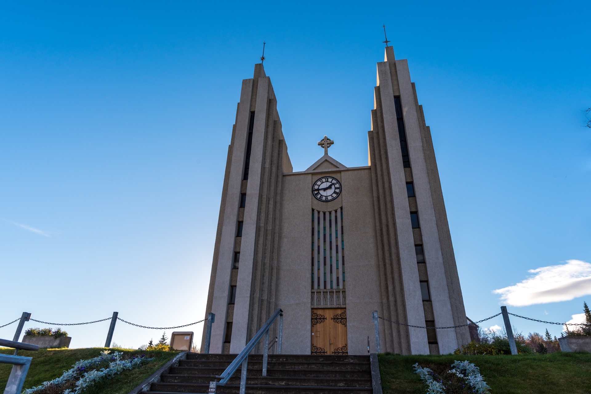 アークレイラキルキャ教会　アイスランドの風景