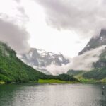フィヨルドの風景　ノルウェーの絶景