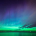 湖とオーロラ　フィンランドの風景