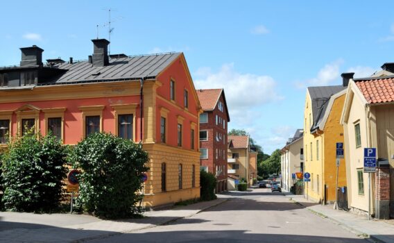 ウプサラの静かな通り　スウェーデンの風景