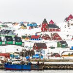 シシミウトの町並み　冬のグリーンランドの風景　デンマークの冬の風景
