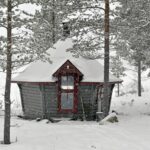 雪の森の中の「コタ」　イナリ　フィンランドの風景