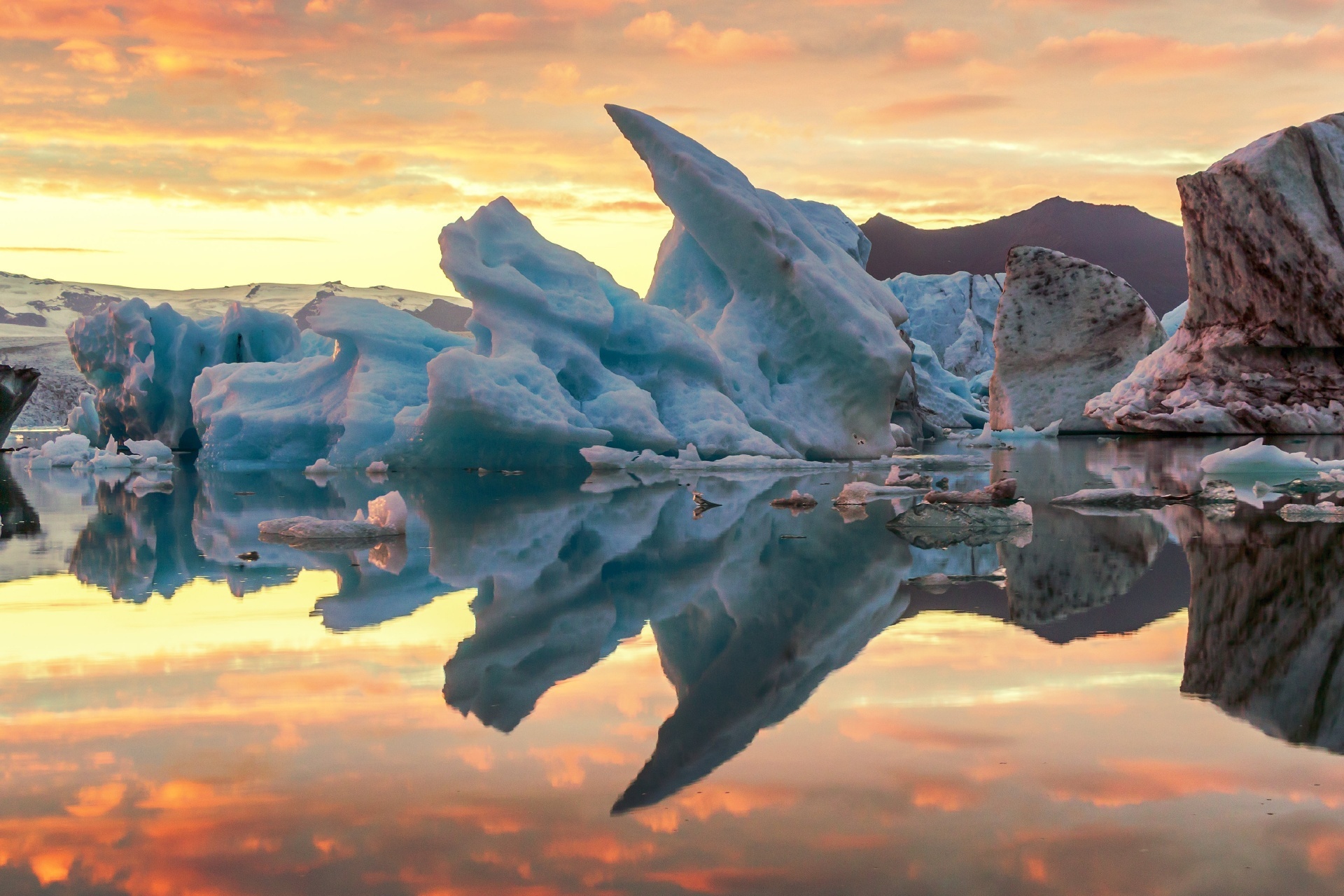 ヨークルスアゥルロゥンの風景　アイスランドの風景