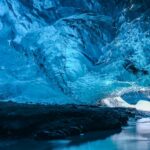 ヴァトナヨークトルの氷の洞窟　アイスランドの風景