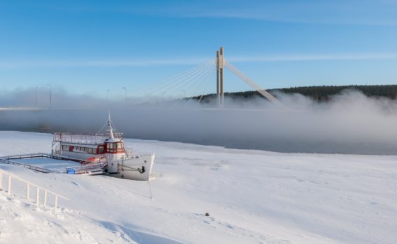 冬のロヴァニエミ　フィンランドの冬の風景