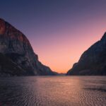 夕暮れの湖　ノルウェーの風景