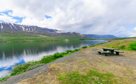 リョゥサヴァトン湖　アイスランドの風景