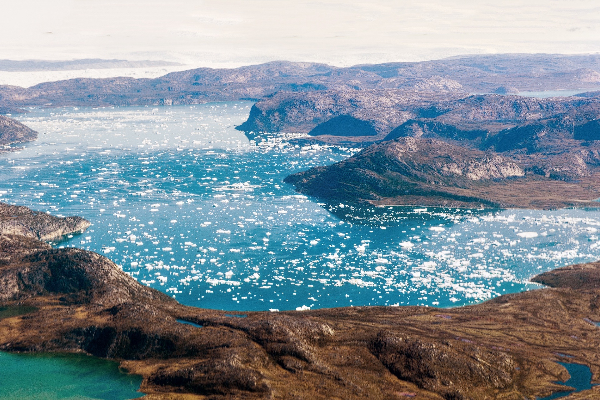ナルサルスアク近くの風景　グリーンランドの風景
