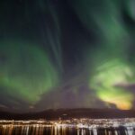 オーロラの風景　アークレイリ　アイスランドの風景