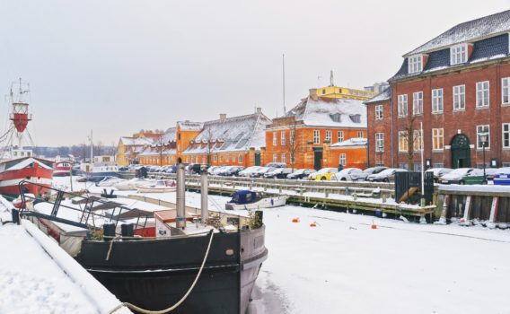 冬のコペンハーゲン　ニューハウン　デンマークの冬の風景