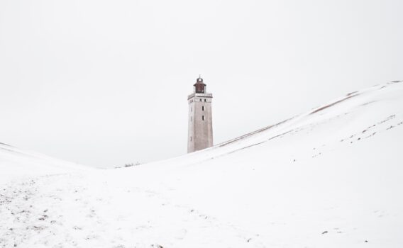冬の灯台　イェリング　デンマークの風景