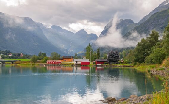 フィヨルドの風景　ノルウェーの風景