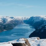 冬のリーセフィヨルド　ノルウェーの風景