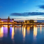 夏の夕暮れのストックホルム　ガムラスタンの風景　スウェーデンの風景