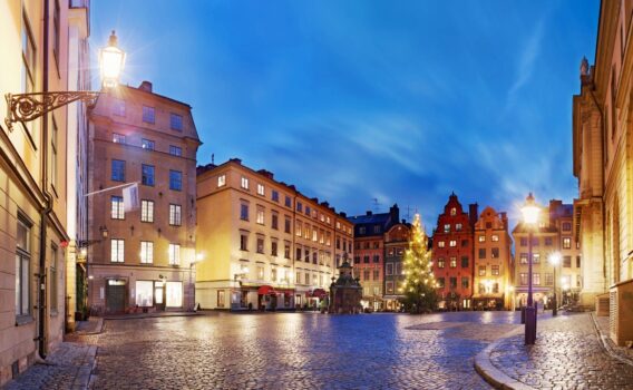 クリスマスシーズンのストックホルムの風景　スウェーデンのクリスマス風景