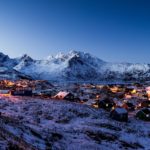夕暮れの家並み　グリーンランドの風景