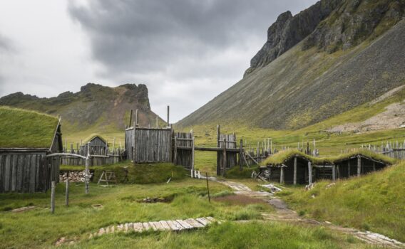 ヴァイキングの集落　アイスランドの風景