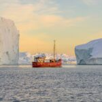 ヤーコブスハウン氷河の氷山　グリーンランドの風景