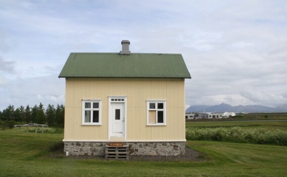 アイスランドの家　アイスランドの風景