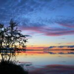 白夜の風景　イナリ湖　フィンランドの風景