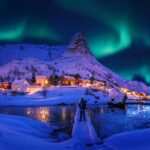 ロフォーテン諸島のオーロラ　ノルウェーの冬の絶景