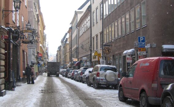冬のストックホルムの通り　スウェーデンの風景